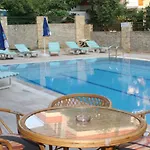 Arsi Sweet Aparthotel