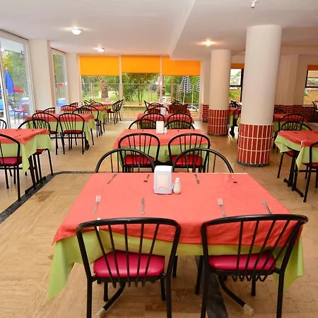 Aparthotel Arsi Sweet 2*
