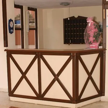 Aparthotel Arsi Sweet 2*